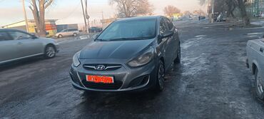 hyundai stream: Hyundai Solaris: 2012 г., 1.6 л, Механика, Бензин, Хэтчбэк