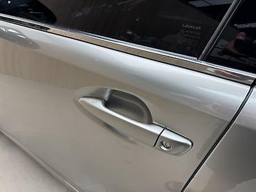 Lexus ES: 2017 г., 2.5 л, Гибрид, Седан — 9