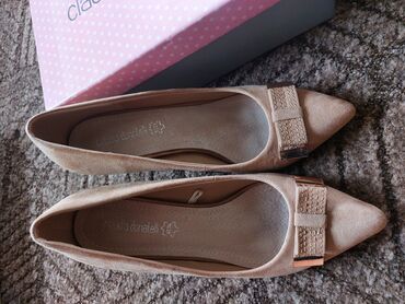 nepromočive cipele: Pumps, Claudia Donatelli, 40