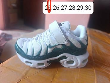 tommy sandale: Decije Nike TN
Dostupni brojevi su na slikama
Cena 3100 din — 7