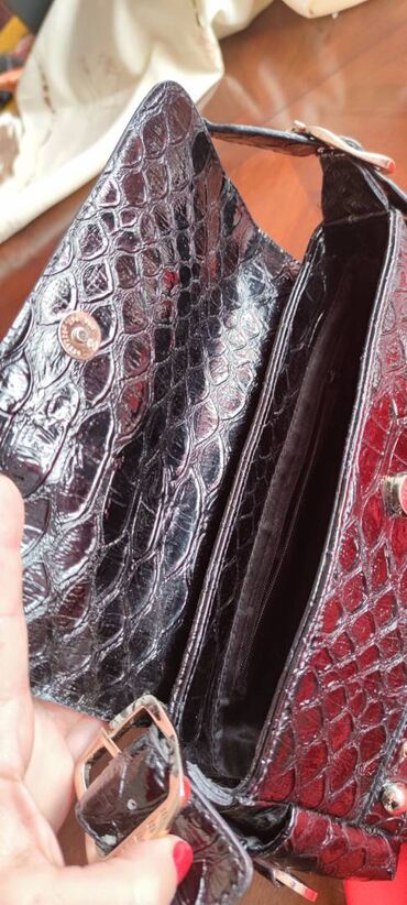 Torbe: Torba za rame, Guess, Materijal: Koža — 11