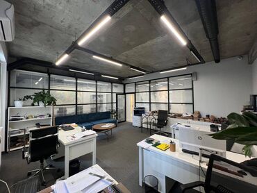 Ofislər: Xətai metrosunun yanında 16 mərtəbəli binanın 2-ci mərtəbəsində 5 otaq — 4