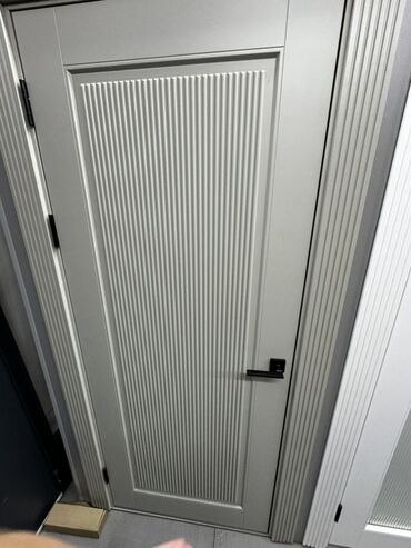 пласт двери: Doors with glass