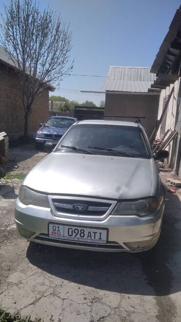 спринтер сапок: Daewoo Nexia: 2009 г., 1.6 л, Механика, Бензин, Седан