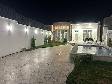 xirdalanda ev: Hovuzlu müstəqil həyət evi - Geniş, işıqlı həyət: dekorativ döşəmə — 1