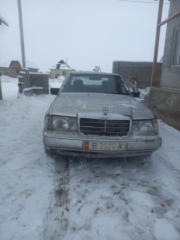 mercedes benz124: Mercedes-Benz 190: 1992 г., 2.5 л, Механика, Дизель, Седан