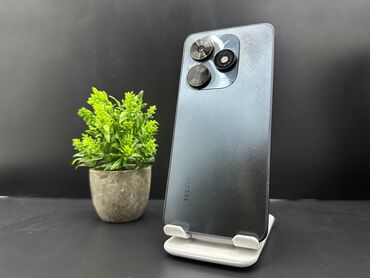 Samsung: Tecno Spark Go 2024, Б/у, 128 ГБ, цвет - Синий, 2 SIM