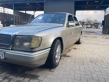 124 мер: Mercedes-Benz E-Class: 1990 г., 2 л, Механика, Бензин, Седан — 2