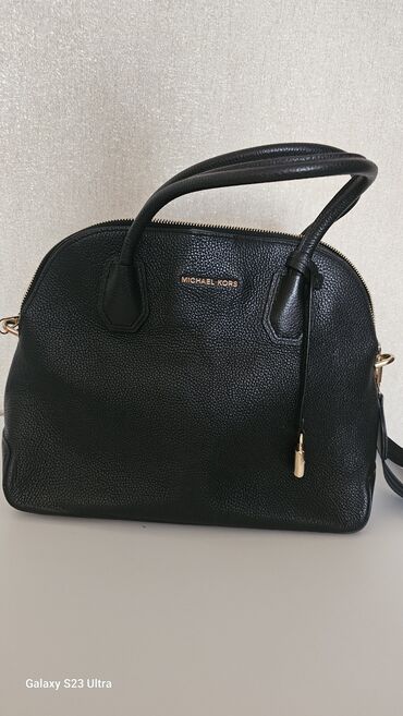 Классические сумки: Дамская сумка: Michael Kors ( оригинал) в отличном состоянии, почти