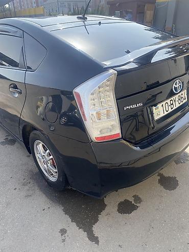 qosqular satisi: Toyota Prius: 1.8 l | 2010 il — 1