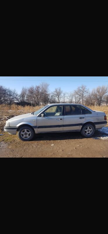 Volkswagen: Volkswagen : 1988 г., 1.6 л, Механика, Бензин, Седан