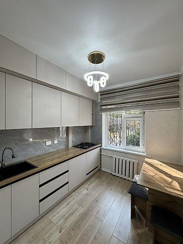 сары ой квартиры: 3 комнаты, 63 м², 105 серия, 1 этаж, Евроремонт — 1