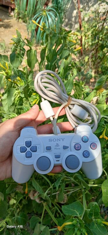 PS5 (Sony PlayStation 5): #Arginal Playstation pultu ideaı vəziyətdə heç bir prabkemi yoxdu