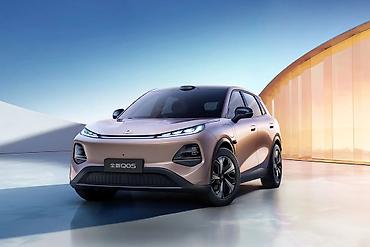 Changan: Changan Qiyuan Q05: 2026 г., Автомат, Электромобиль, Кроссовер — 1