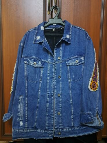 теплая джинсовая куртка: Джинсовая куртка, Осень-весна, L (EU 40)