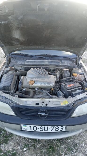 Opel: Opel Vectra B sedan - Ban növü: sedan, 4 qapı - Rəng: gümüşü (ön sol — 4