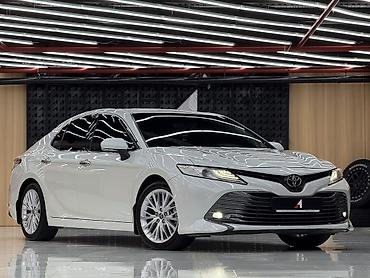 Toyota Camry: 2020 г., 3.5 л, Автомат, Бензин, Седан