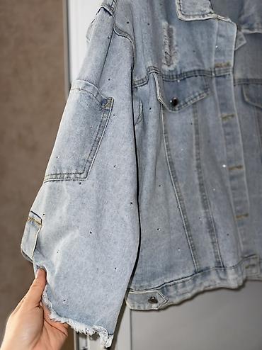 stone island: Açıq mavi rəngli, oversize kəsimli cins gödəkçə - Material: qalın — 3