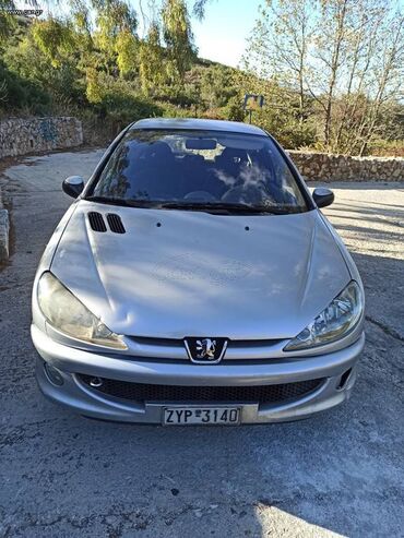 Peugeot: Peugeot 206: 1.4 l. | 2004 έ. 177240 km. Χάτσμπακ