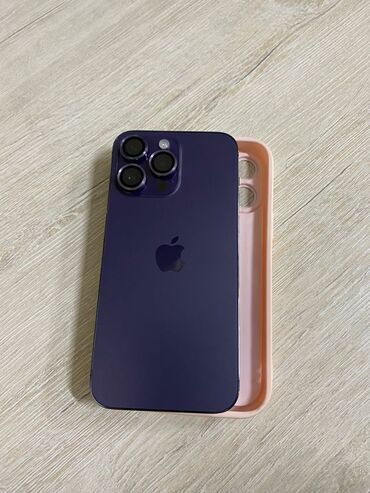 Apple iPhone: IPhone 14 Pro Max, Б/у, 256 ГБ, Deep Purple, Наушники, Зарядное устройство, Защитное стекло, 92 %