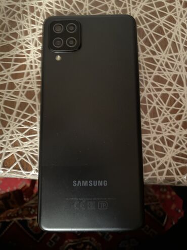 2 ci əl telefonlar: Samsung Galaxy A12, 32 GB, rəng - Qara, Barmaq izi