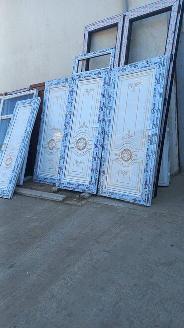 Qapıların təmiri: Naxışli Plasti̇k Hamam Qapıları. 350 man — 11