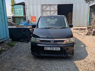 Honda: Honda Stepwgn: 2004 г., 2 л, Автомат, Бензин, Минивэн — 1