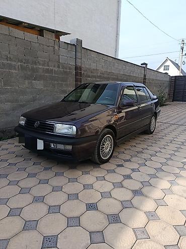 Volkswagen: Volkswagen Vento: 1994 г., 2 л, Механика, Бензин, Седан — 4