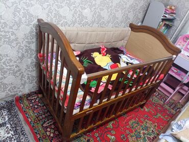 497 объявлений | lalafo.kg: Продаю детскую кроватку - манеж б/у. В хорошем состоянии. Самовывоз