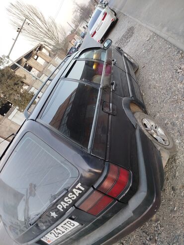 Volkswagen: Volkswagen Passat Variant: 1992 г., 1.8 л, Механика, Универсал — 8