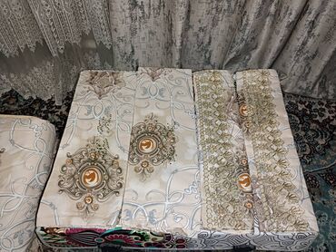 Комплекты постельного белья: Продам 2 постельных набора фирмы Kenzo. В один набор входит: 1 — 9