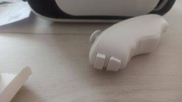 Oprema za video igre: VR Box naočare sa daljinskim Zamisli da sediš kod kuće, a oko tebe – — 10