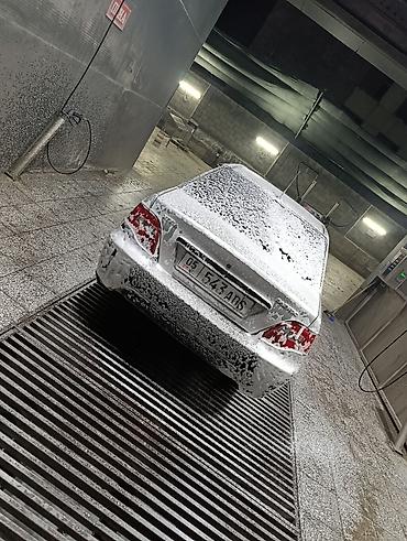 mini kuper: Продается легковой автомобиль седан/лифтбек серебристого цвета — 2