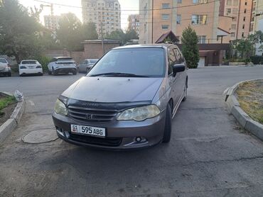 машина на обмен с доплатой: Минивэн Honda Odyssey серого цвета, практичный автомобиль для семьи
