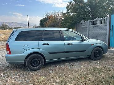 продаю в связи переездом: Ford Focus: 2000 г., Универсал — 2