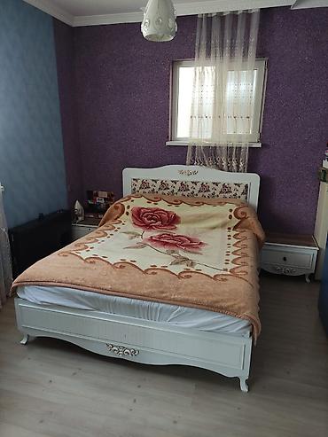 uşağ kravati: Yataq otağı mebel dəsti Tərkibi: - 4 qapılı şkaf: orta hissədə 2 ədəd — 5