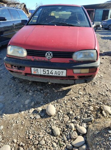 меняю дом: Volkswagen Golf: 1994 г., 1.8 л, Механика, Бензин, Хетчбек