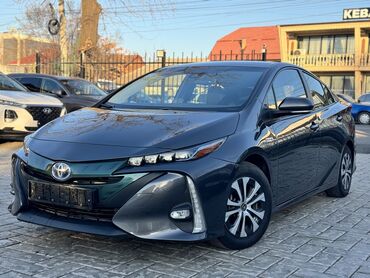 Toyota: Toyota Prius: 2020 г., 1.8 л, Робот, Гибрид, Хэтчбэк