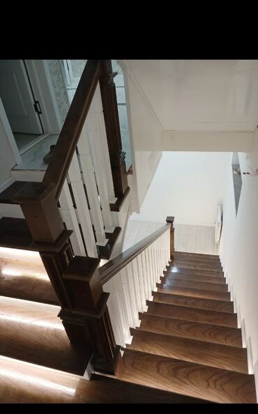 Деревянные лестницы: Деревянная лестница Для дома, Бесплатный замер, Форма лестницы: Много-маршевая, Стиль: Классический — 2