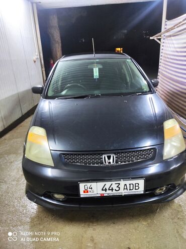 Транспорт: Honda Strim маркасындагы машина сатылат. Жылы 2001, объём 2 Дареги