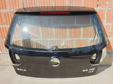 zakljucan: PETA VRATA VW GOLF 5 LIMUZINA CRNA L041 SA STAKLOM | Peta vrata VW — 1