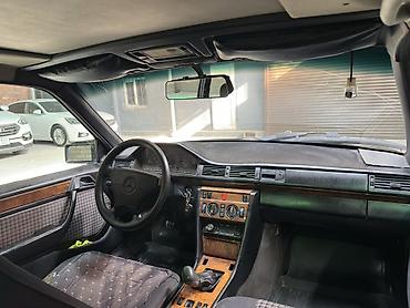 124 купе: Mercedes-Benz W124: 1993 г., 3.2 л, Механика, Бензин, Седан — 9