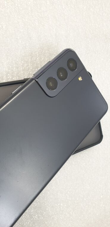 телефон жалабат: Samsung Galaxy S21 5G, Колдонулган, 256 ГБ, түсү - Кара