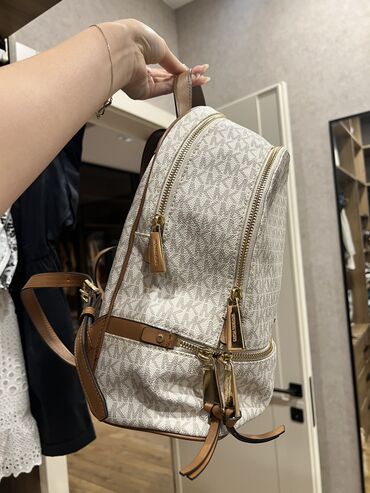 Kişi ayaqqabıları: Bel çantası, Michael Kors, İşlənmiş
