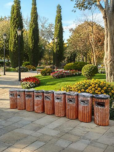 Açıq məkanlar üçün dekorativ tullantı qutuları - Material: metal
