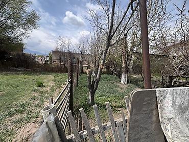 Продажа коттеджей и домов: Продаётся жилой дом с приусадебным участком. Жумгал район с Чаек в — 7