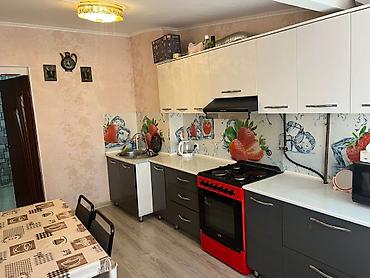 Продажа коттеджей и домов: Продаётся мансардная двухкомнатная квартира на 6 этаже. Общая площадь — 7