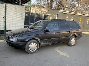 Volkswagen: Volkswagen Passat: 1992 г., 1.8 л, Механика, Бензин, Универсал