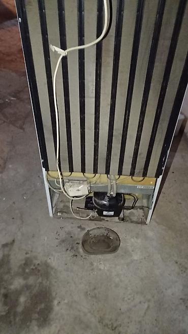 Soyuducular: Məhsul: Indesit iki kameralı soyuducu Xüsusiyyətlər:təcili satılır — 2