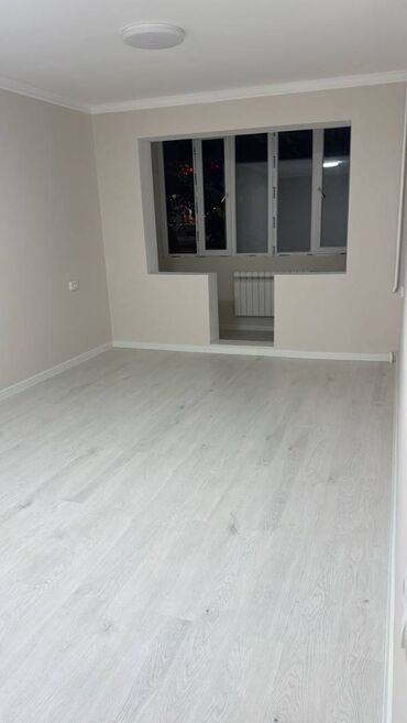 советская бокомбаева: 1 комната, 35 м², 104 серия, 1 этаж, Евроремонт